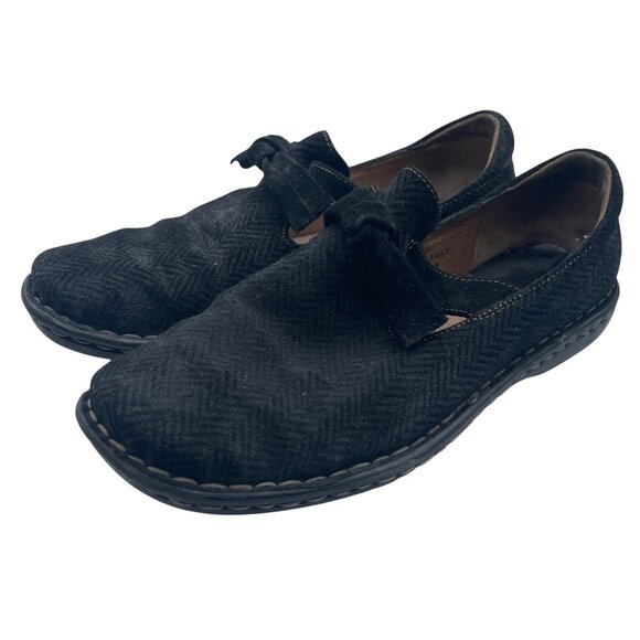 Born Slip On Flat Sz 6 Suede Square Toe Chevron Pattern Casual Black Comfort - Picture 3 of 9